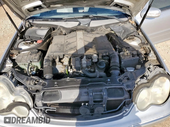 2001 Mercedes-Benz C 320 с VIN WDBRF64J01F043584, выставлен на аукционе Copart как лот 62385365 с пробегом Не указан миль и Списание • Salvage title. История ставок и продаж доступна на DreamBid. Изображение 11.