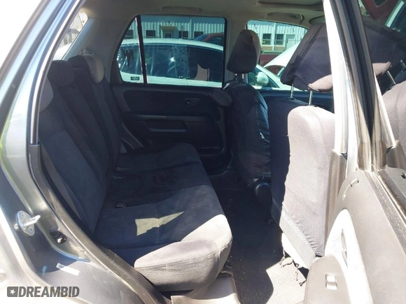 2006 Honda CR-V EX with VIN JHLRD68896C016085, listed as a IAAI auction lot 41826000 with 195,926 mi miles. Bid and sale history available at carsss.com. Image 8.