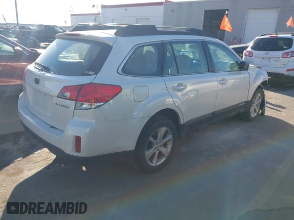 2014 Subaru Outback 2.5i with VIN 4S4BRBAC7E3271755, listed as a IAAI auction lot 41422901 with 139,510 mi miles. Bid and sale history available at carsss.com. Image 4.