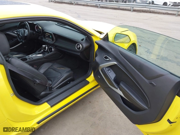 2016 Chevrolet Camaro 2LT with VIN 1G1FD1RSXG0159524, listed as a IAAI auction lot 41542603 with 127,798 mi miles. Bid and sale history available at carsss.com. Image 5.