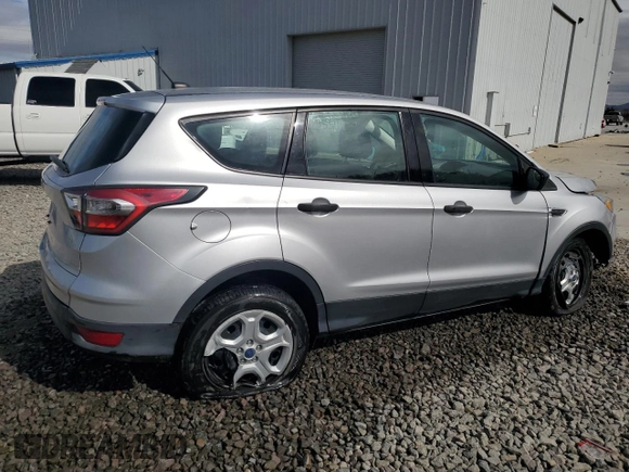 2017 Ford Escape S with VIN 1FMCU0F77HUB28886, listed as a Copart auction lot 47661035 with 88,435 mi miles and Salvage Title. Bid and sale history available at carsss.com. Image 3.