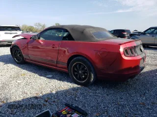 2013 Ford Mustang V6 z VIN 1ZVBP8EMXD5214353, wystawiony jako Copart lot #87087814 z przebiegiem Nie podano mil oraz Szkoda całkowita • Salvage title. Historia ofert i sprzedaży dostępna na DreamBid. Obrazek 2.