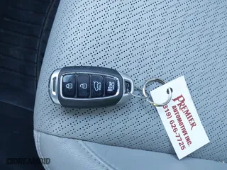 2018 Hyundai Kona Ultimate with VIN KM8K5CA50JU069055, listed as a IAAI auction lot 41634286 with 130,109 mi miles. Bid and sale history available at carsss.com. Image 11.