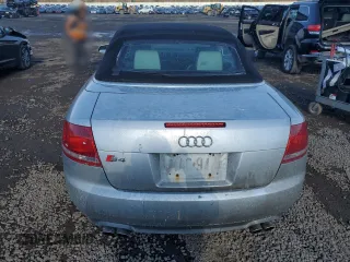 2007 Audi S4 z VIN WUARL48H17K900911, wystawiony jako Copart lot #43045565 z przebiegiem 110 737 mil mil oraz Czysty tytuł • Clean title. Historia ofert i sprzedaży dostępna na DreamBid. Obrazek 6.