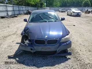 2011 BMW 3 Series 328i xDrive z VIN WBAPK5C52BF122207, wystawiony jako Copart lot #55922795 z przebiegiem 68 906 mil mil oraz Szkoda całkowita • Salvage title. Historia ofert i sprzedaży dostępna na DreamBid. Obrazek 13.