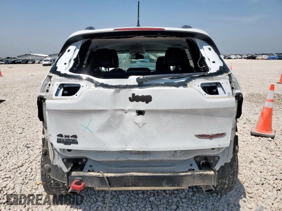 2016 Jeep Cherokee Trailhawk z VIN 1C4PJMBS3GW189266, wystawiony jako Copart lot #56891615 z przebiegiem 94 172 mil mil oraz Szkoda całkowita • Salvage title. Historia ofert i sprzedaży dostępna na DreamBid. Obrazek 6.