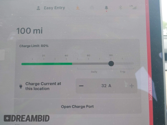 2020 Tesla Model 3 Standard Range Plus z VIN 5YJ3E1EA7LF806266, wystawiony jako IAAI lot #42242694 z przebiegiem 42 044 mil mil oraz . Historia ofert i sprzedaży dostępna na DreamBid. Obrazek 18.
