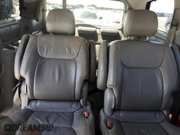 2006 Toyota Sienna XLE z VIN 5TDZA22C46S446651, wystawiony jako Copart lot #52866735 z przebiegiem 269 343 mil mil oraz Szkoda całkowita • Salvage title. Historia ofert i sprzedaży dostępna na DreamBid. Obrazek 10.