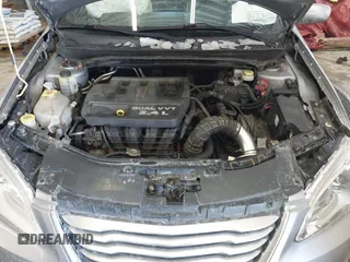 2013 Chrysler 200 Touring with VIN 1C3CCBBB5DN602677, listed as a IAAI auction lot 41644651 with 183,556 mi miles. Bid and sale history available at carsss.com. Image 10.