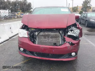 2018 Dodge Grand Caravan SXT with VIN 2C4RDGCG5JR241220, listed as a IAAI auction lot 41562508 with 51,529 mi miles. Bid and sale history available at carsss.com. Image 12.
