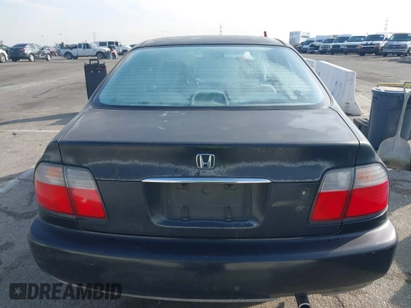 1997 Honda Accord z VIN 1HGTB5622VA476216, wystawiony jako IAAI lot #41407716 z przebiegiem 285 385 mil mil oraz . Historia ofert i sprzedaży dostępna na DreamBid. Obrazek 16.