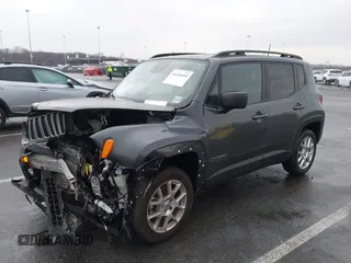 2022 Jeep Renegade Latitude with VIN ZACNJDB18NPN78989, listed as a IAAI auction lot 41636684 with 19,763 mi miles and . Bid and sale history available at DreamBid. Image 6.