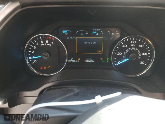 2020 Ford F-150 XL with VIN 1FTEW1C41LKE15233, listed as a Copart auction lot 48227145 with 207,269 mi miles and Salvage Title. Bid and sale history available at carsss.com. Image 9.