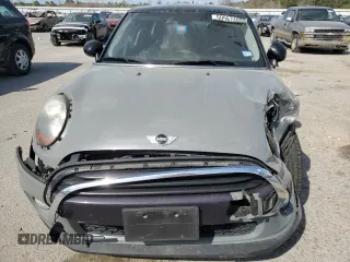 2016 MINI Hardtop 4 Door with VIN WMWXU1C55G2D09641, listed as a Copart auction lot 50567495 with 123,796 mi miles and Salvage Title. Bid and sale history available at DreamBid. Image 5.