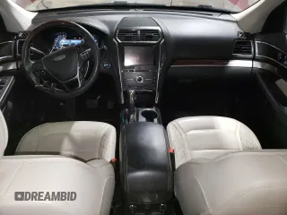 2018 Ford Explorer Platinum with VIN 1FM5K8HT1JGC85342, listed as a Copart auction lot 50576105 with 78,328 mi miles and Salvage Title. Bid and sale history available at carsss.com. Image 8.