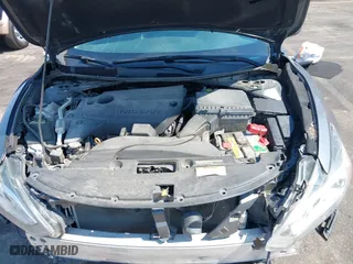 2018 Nissan Altima 2.5 S with VIN 1N4AL3AP9JC208196, listed as a IAAI auction lot 39830924 with 112,291 mi miles. Bid and sale history available at carsss.com. Image 10.