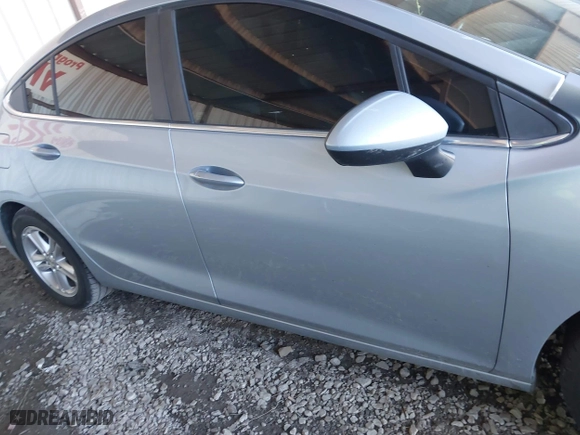 2017 Chevrolet Cruze LT with VIN 1G1BH5SE5H7194219, listed as a IAAI auction lot 40876271 with 147,478 mi miles. Bid and sale history available at carsss.com. Image 13.