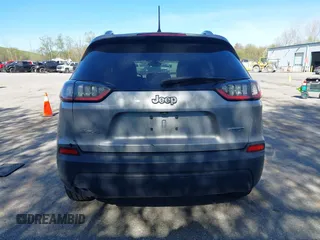 2019 Jeep Cherokee Latitude z VIN 1C4PJMCB2KD194252, wystawiony jako IAAI lot #42159369 z przebiegiem 110 653 mil mil oraz . Historia ofert i sprzedaży dostępna na DreamBid. Obrazek 16.