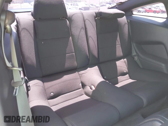 2014 Ford Mustang V6 with VIN 1ZVBP8AM7E5327555, listed as a IAAI auction lot 42316601 with 100,495 mi miles and . Bid and sale history available at DreamBid. Image 8.