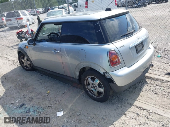 2010 MINI Hardtop with VIN WMWMF3C52ATZ21447, listed as a IAAI auction lot 42597516 with 120,000 mi miles and . Bid and sale history available at DreamBid. Image 3.