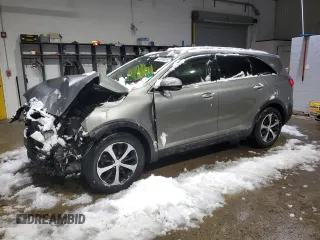 2016 Kia Sorento EX with VIN 5XYPHDA15GG003728, listed as a Copart auction lot 43849025 with 142,620 mi miles and Salvage Title. Bid and sale history available at carsss.com. Image 1.