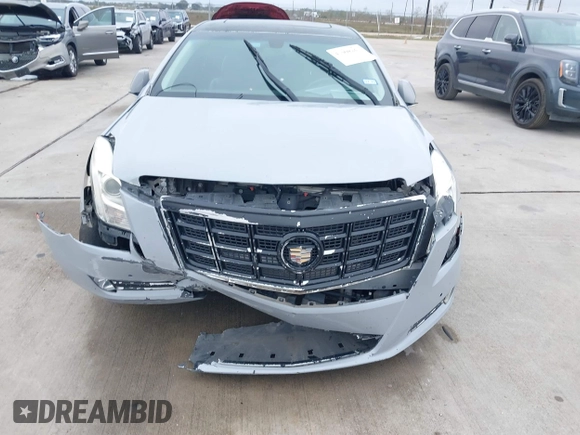 2013 Cadillac XTS Luxury with VIN 2G61P5S38D9213426, listed as a IAAI auction lot 41098261 with Not Provided miles. Bid and sale history available at carsss.com. Image 6.