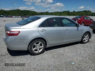 2008 Toyota Camry LE z VIN 4T1BE46KX8U755618, wystawiony jako Copart lot #55995605 z przebiegiem 190 901 mil mil oraz Czysty tytuł • Clean title. Historia ofert i sprzedaży dostępna na DreamBid. Obrazek 3.