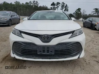 2020 Toyota Camry LE with VIN 4T1C11AK4LU930850, listed as a Copart auction lot 47626665 with 115,824 mi miles and Salvage Title. Bid and sale history available at DreamBid. Image 5.