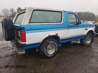 1994 Ford Bronco Custom with VIN 1FMEU15H9RLB43857, listed as a Copart auction lot 83356564 with 176,648 mi miles and Clean Title. Bid and sale history available at DreamBid. Image 3.