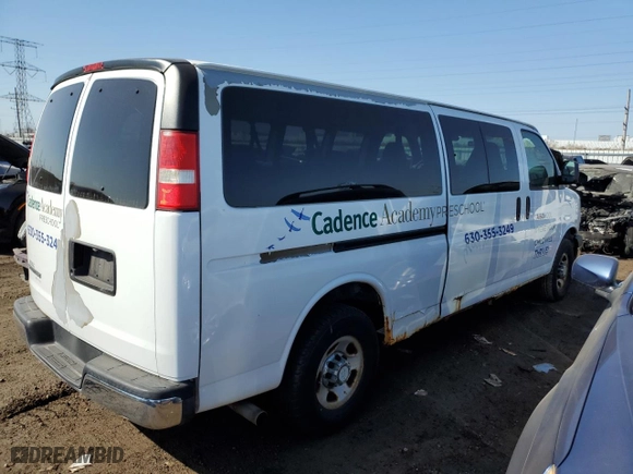 2008 Chevrolet Express Passenger with VIN 1GAHG39K381169612, listed as a Copart auction lot 48710805 with 73,688 mi miles and Clean Title. Bid and sale history available at carsss.com. Image 3.