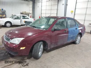2007 Ford Focus S z VIN 1FAFP34N27W313853, wystawiony jako IAAI lot #41491294 z przebiegiem Nie podano mil oraz . Historia ofert i sprzedaży dostępna na DreamBid. Obrazek 2.