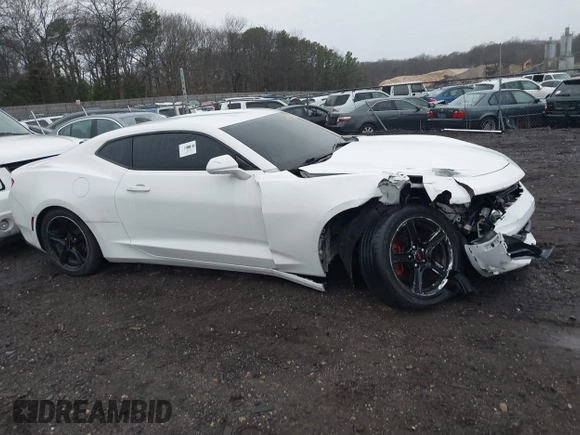 2017 Chevrolet Camaro 1LT z VIN 1G1FB1RS1H0177370, wystawiony jako IAAI lot #41849559 z przebiegiem Nie podano mil oraz . Historia ofert i sprzedaży dostępna na DreamBid. Obrazek 12.