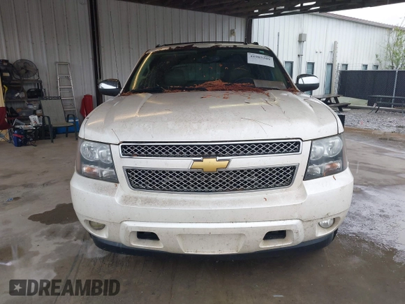 2013 Chevrolet Avalanche LTZ with VIN 3GNMCGE03DG296330, listed as a IAAI auction lot 41985209 with 265,798 mi miles and . Bid and sale history available at DreamBid. Image 12.