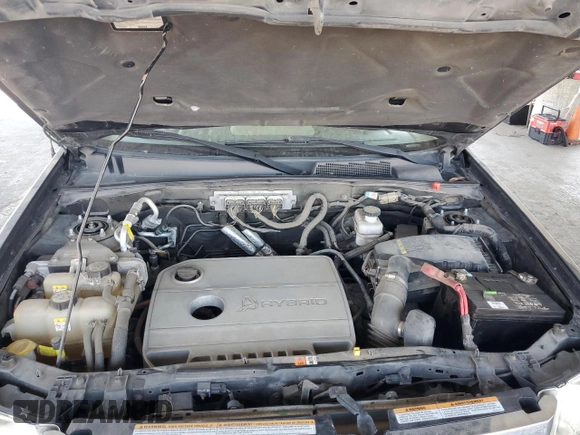 2010 Ford Escape Hybrid with VIN 1FMCU4K32AKB06645, listed as a Copart auction lot 63124055 with 162,646 mi miles and Salvage title. Bid and sale history available at DreamBid. Image 11.