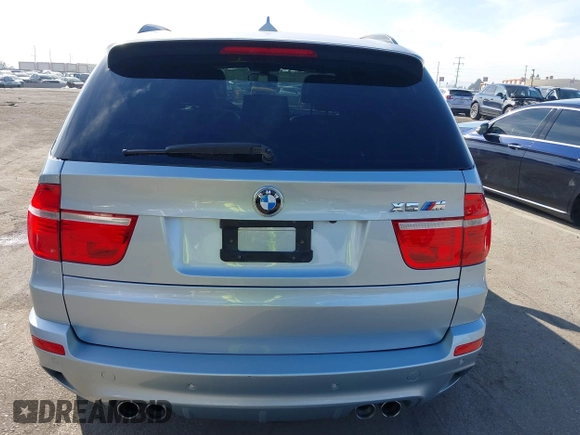 2010 BMW X5 M z VIN 5YMGY0C57ALK25120, wystawiony jako IAAI lot #41473632 z przebiegiem 78 923 mil mil oraz . Historia ofert i sprzedaży dostępna na DreamBid. Obrazek 16.