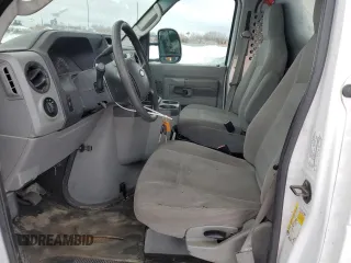 2013 Ford Econoline Cargo Commercial with VIN 1FTNE2EW0EDA73417, listed as a Copart auction lot 86556404 with 284,684 mi miles and Clean title. Bid and sale history available at DreamBid. Image 7.