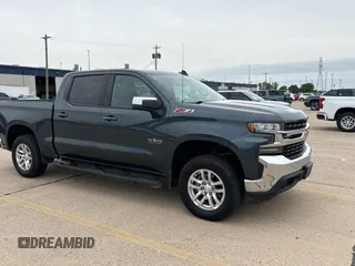 2019 Chevrolet Silverado 1500 LT with VIN 3GCUYDED2KG258404, listed as a Copart auction lot 54062065 with 134,667 mi miles and Clean Title. Bid and sale history available at carsss.com. Image 1.