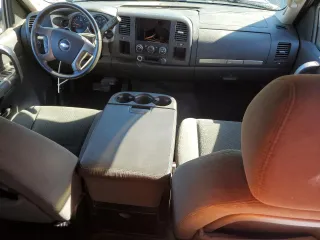 2008 Chevrolet Silverado 1500 LT w/1LT with VIN 2GCEC19J181279215, listed as a Copart auction lot 87639865 with 161,826 mi miles and Salvage Title. Bid and sale history available at carsss.com. Image 8.