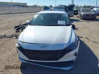 2022 Hyundai Elantra SEL z VIN 5NPLS4AG5NH070288, wystawiony jako IAAI lot #41253844 z przebiegiem 47 155 mil mil oraz . Historia ofert i sprzedaży dostępna na DreamBid. Obrazek 13.
