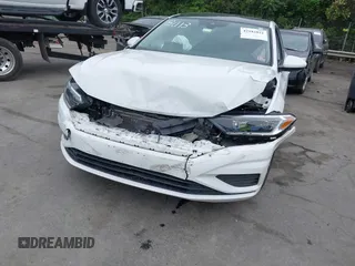 2020 Volkswagen Jetta SEL z VIN 3VWEB7BU4LM008013, wystawiony jako IAAI lot #42182821 z przebiegiem 66 118 mil mil oraz . Historia ofert i sprzedaży dostępna na DreamBid. Obrazek 6.