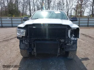 2019 Ram 2500 Big Horn with VIN 3C6UR5DL2KG675282, listed as a IAAI auction lot 41729803 with 88,084 mi miles. Bid and sale history available at carsss.com. Image 6.