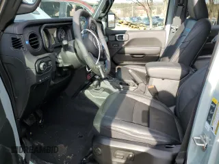2024 Jeep Wrangler Rubicon with VIN 1C4RJXR61RW255979, listed as a Copart auction lot 43451095 with 7,258 mi miles and Salvage title. Bid and sale history available at DreamBid. Image 7.
