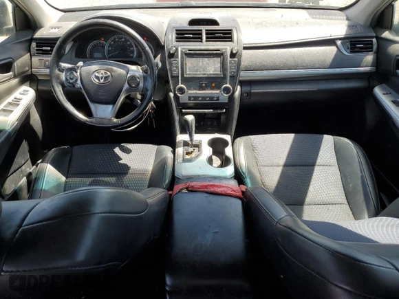 2014 Toyota Camry L with VIN 4T1BF1FK2EU338016, listed as a Copart auction lot 56800975 with 344,992 mi miles and Clean Title. Bid and sale history available at DreamBid. Image 8.