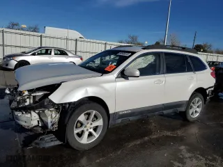 2013 Subaru Outback 2.5i Premium with VIN 4S4BRCCC4D3276283, listed as a Copart auction lot 50560615 with 92,139 mi miles and Salvage Title. Bid and sale history available at carsss.com. Image 1.