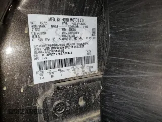 2006 Ford F-250 XL z VIN 1FTSW21Y76EA62434, wystawiony jako Copart lot #52322145 z przebiegiem Nie podano mil oraz Szkoda całkowita • Salvage title. Historia ofert i sprzedaży dostępna na DreamBid. Obrazek 12.