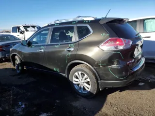 2015 Nissan Rogue S with VIN KNMAT2MVXFP528884, listed as a Copart auction lot 87946055 with 144,005 mi miles and Salvage Title. Bid and sale history available at carsss.com. Image 2.