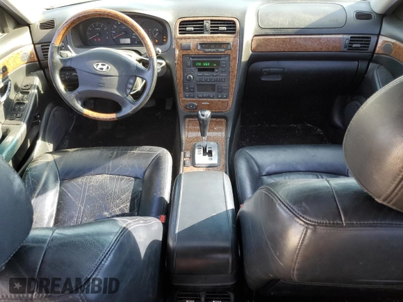 2005 Hyundai XG z VIN KMHFU45E05A425533, wystawiony jako Copart lot #59055494 z przebiegiem 157 456 mil mil oraz Szkoda całkowita • Salvage title. Historia ofert i sprzedaży dostępna na DreamBid. Obrazek 8.