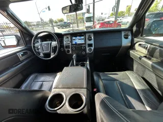 2016 Ford Expedition Limited z VIN 1FMJU1KT9GEF12970, wystawiony jako Copart lot #54452805 z przebiegiem 158 463 mil mil oraz Czysty tytuł • Clean title. Historia ofert i sprzedaży dostępna na DreamBid. Obrazek 9.