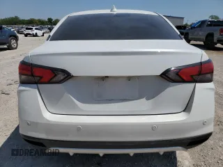 2022 Nissan Versa SV z VIN 3N1CN8EV1NL852274, wystawiony jako Copart lot #53149755 z przebiegiem Nie podano mil oraz Szkody całkowita. Historia ofert i sprzedaży dostępna na DreamBid. Obrazek 6.