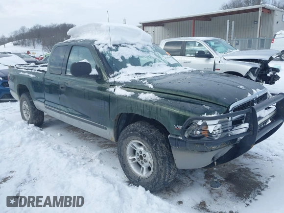 1997 Dodge Dakota with VIN 1B7GG23X5VS121326, listed as a IAAI auction lot 41341453 with 183,514 mi miles. Bid and sale history available at carsss.com. Image 1.